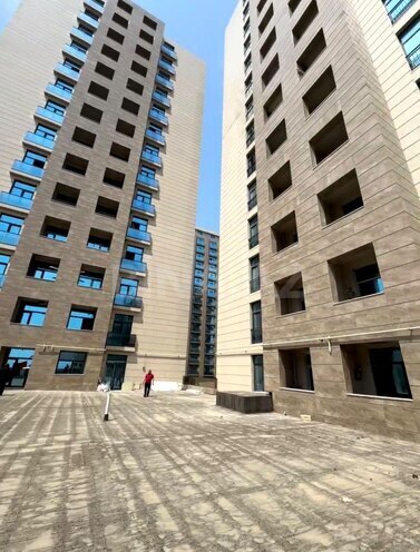 Satılır 4 otaqlı yeni tikili 195 m², 28 May m., photo 3 from 14