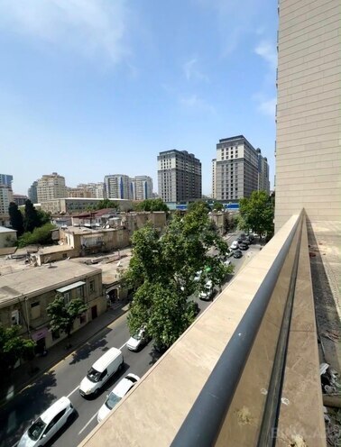 Satılır 4 otaqlı yeni tikili 195 m², 28 May m., photo 5 from 14
