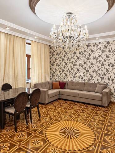 Satılır 6 otaqlı köhnə tikili 160 m², Nəriman Nərimanov m., photo 1 from 15