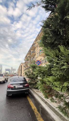 Продаётся 4-комн. вторичка 100 м², м. Нариман Нариманов, photo 1 from 15
