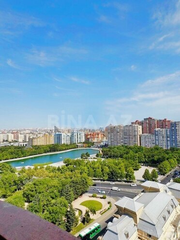 Продаётся 3-комн. новостройка 117 м², Насиминский  р., photo 1 from 16
