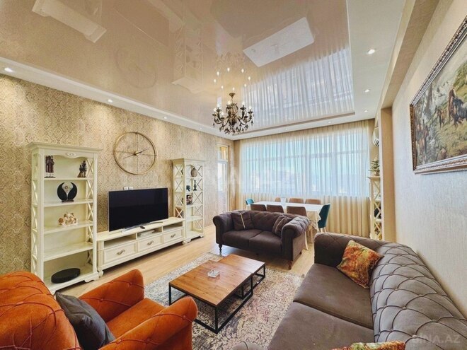 Продаётся 3-комн. новостройка 117 м², Насиминский  р., photo 3 from 16