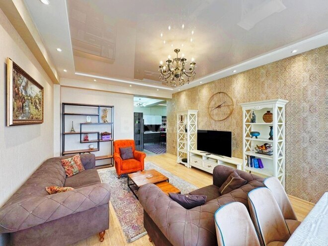 Продаётся 3-комн. новостройка 117 м², Насиминский  р., photo 4 from 16