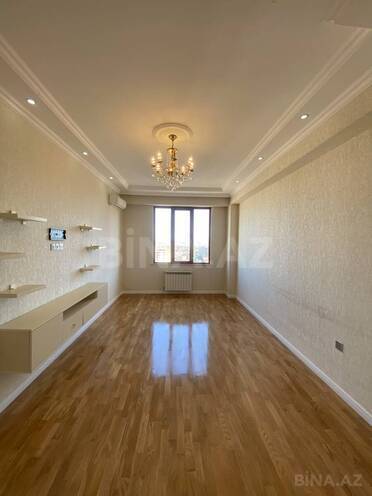 Продаётся 2-комн. новостройка 80 м², м. Азадлыг проспекти, photo 1 from 11