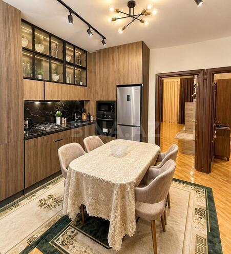 Сдаётся 2-комн. новостройка 80 м², м. 28 мая, photo 4 from 6