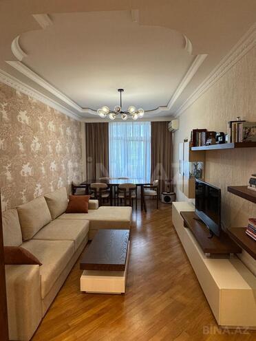 Продаётся 3-комн. новостройка 86 м², м. Иншаатчылар, photo 1 from 14