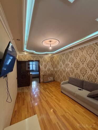 Сдается 2-комн. вторичка 55 м², м. Мемар Аджеми, photo 5 from 12