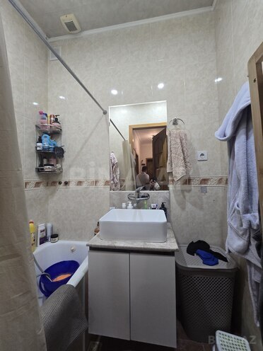 Satılır 3 otaqlı köhnə tikili 75 m², 28 May m., photo 9 from 18