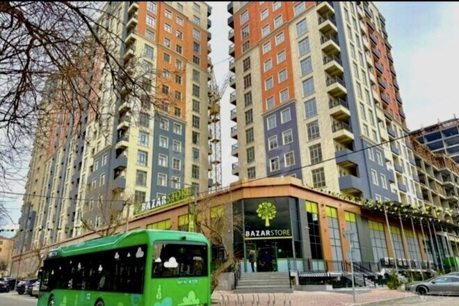 Продаётся 3-комн. новостройка 87 м², м. Кара Караев, photo 1 from 11