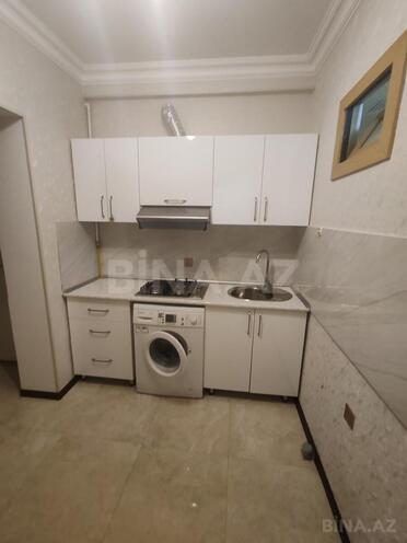 Satılır 2 otaqlı köhnə tikili 56 m², Xalqlar Dostluğu m., photo 3 from 10