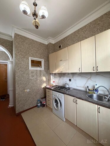 Satılır 2 otaqlı köhnə tikili 65 m², Bakıxanov q., photo 7 from 9