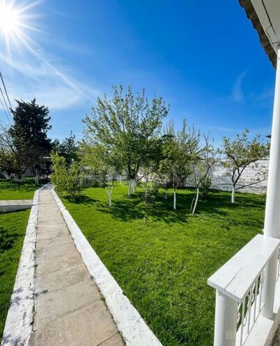 Satılır 4 otaqlı həyət evi/bağ evi 100 m², Novxanı q., photo 1 from 17