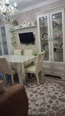 Satılır 2 otaqlı köhnə tikili 55 m², Elmlər Akademiyası m., photo 1 from 17
