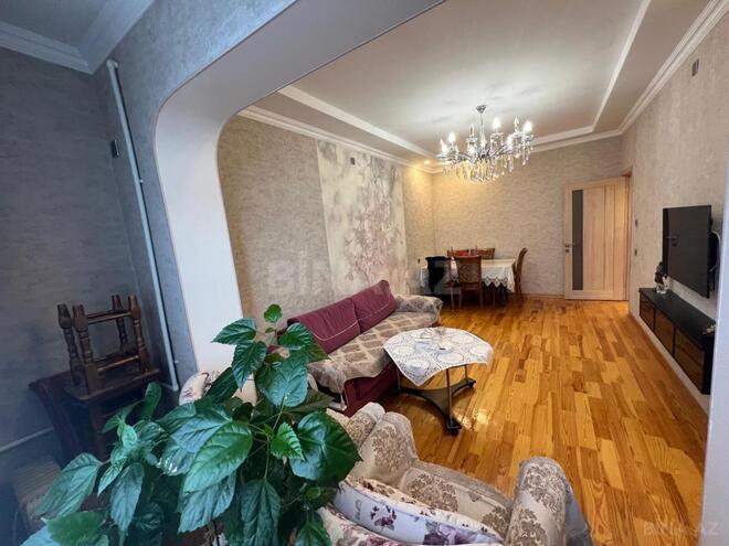 Продаётся 3-комн. вторичка 85 м², м. Ази Асланов, photo 4 from 31