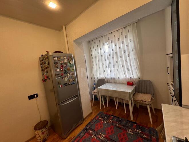 Продаётся 3-комн. вторичка 85 м², м. Ази Асланов, photo 18 from 31
