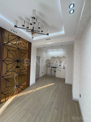 Продаётся 3-комн. новостройка 63 м², м. Кара Караев, photo 1 from 31