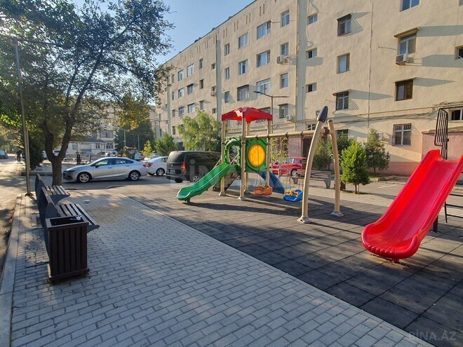 Продаётся 3-комн. вторичка 70 м², м. Кара Караев, photo 1 from 24