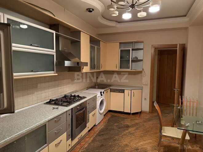İcarəyə verilir 3 otaqlı yeni tikili 153 m², Gənclik m., photo 10 from 23
