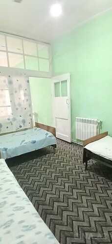 İcarəyə verilir 2 otaqlı həyət evi/bağ evi 30 m², İnşaatçılar m., photo 1 from 6