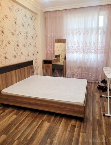 Сдаётся 2-комн. новостройка 75 м², м. Кара Караев, photo 1 from 13