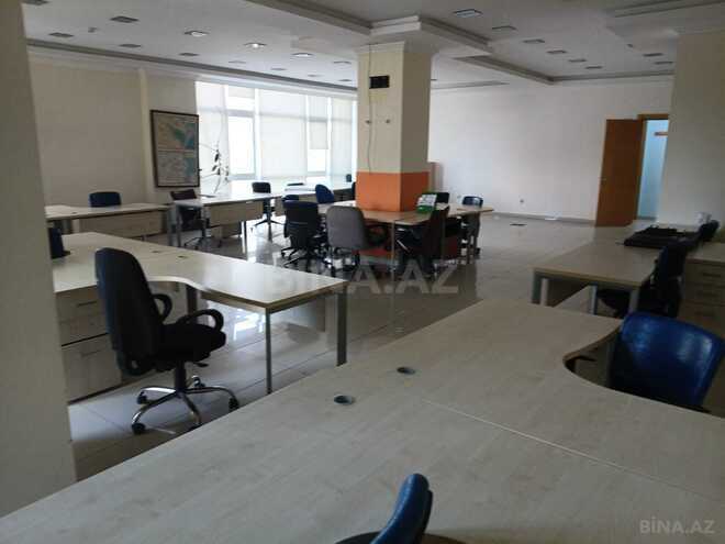 Сдаётся 5-комн. офис 301 м², м. 8 ноября, photo 1 from 32