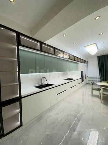Продаётся 4-комн. новостройка 186 м², м. 28 мая, photo 19 from 32