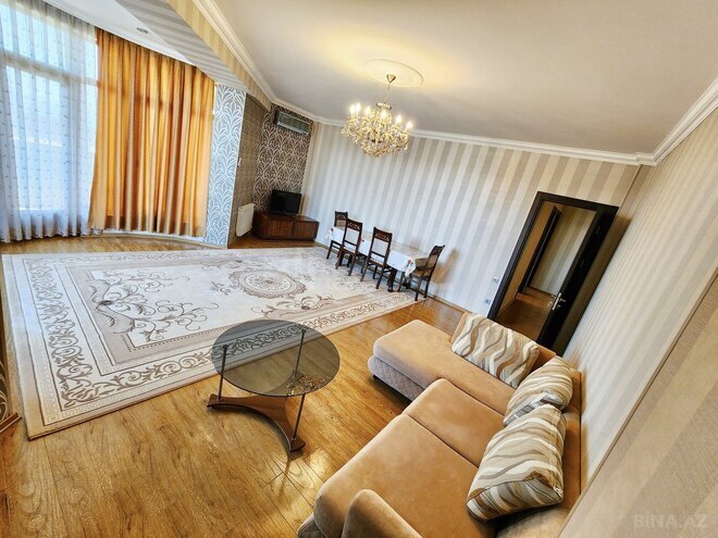 Сдаётся 3-комн. новостройка 140 м², м. 28 мая, photo 3 from 12