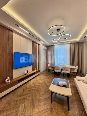 Сдаётся 2-комн. новостройка 90 м², м. Элмляр Академиясы, photo 3 from 12