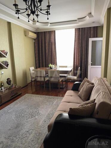 Продаётся 2-комн. новостройка 52 м², м. Иншаатчылар, photo 16 from 17