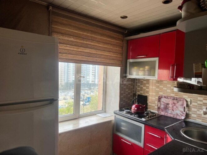 Satılır 1 otaqlı köhnə tikili 35 m², İnşaatçılar m., photo 4 from 9
