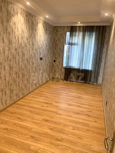 Сдаётся 3-комн. вторичка 75 м², м. Нефтчиляр, photo 4 from 10