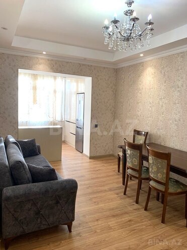 Сдаётся 3-комн. вторичка 75 м², м. Нефтчиляр, photo 3 from 10