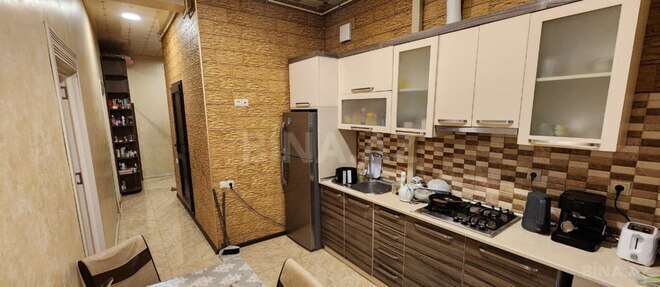 Продаётся 2-комн. вторичка 67 м², м. Низами, photo 8 from 14
