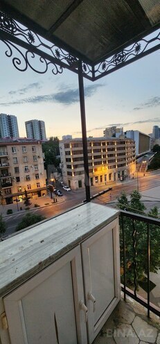Продаётся 2-комн. вторичка 67 м², м. Низами, photo 13 from 14