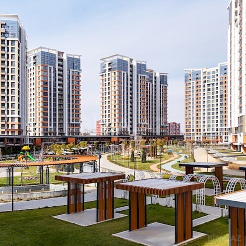 Сдаётся 3-комн. новостройка 95 м², м. Бакмил, photo 1 from 15