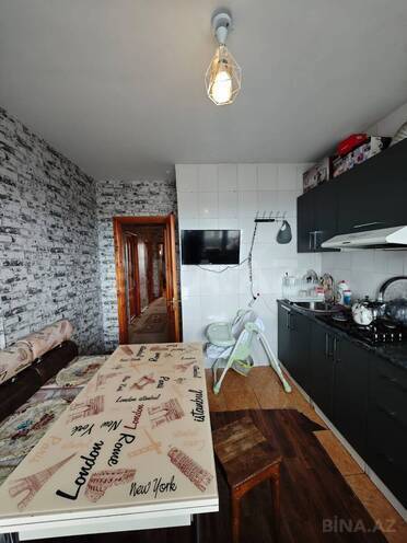 Satılır 3 otaqlı köhnə tikili 107 m², Qaraçuxur q., photo 12 from 17