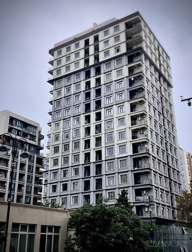 Satılır 4 otaqlı yeni tikili 145 m², 28 May m., photo 1 from 8