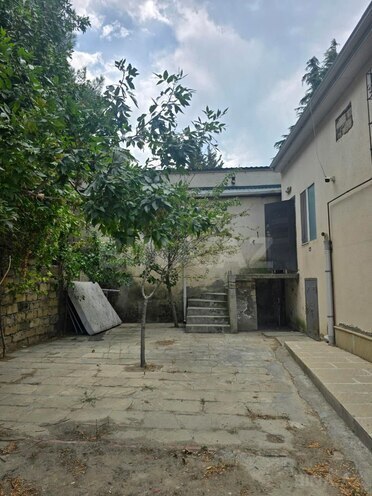 Satılır 4 otaqlı köhnə tikili 95 m², Yasamal r., photo 13 from 14