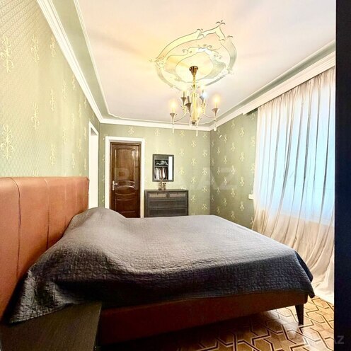 Продаётся 4-комн. вторичка 120 м², м. Элмляр Академиясы, photo 4 from 11