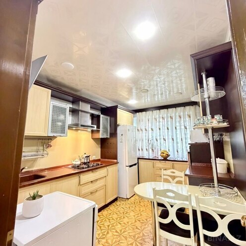 Продаётся 4-комн. вторичка 120 м², м. Элмляр Академиясы, photo 9 from 11