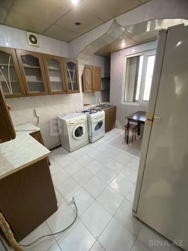 İcarəyə verilir 5 otaqlı köhnə tikili 120 m², Azadlıq Prospekti m., photo 8 from 10