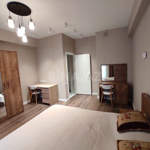 Сдаётся 2-комн. новостройка 70 м², м. 8 ноября, photo 6 from 12