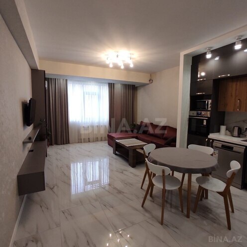 Сдаётся 2-комн. новостройка 70 м², м. 8 ноября, photo 1 from 12