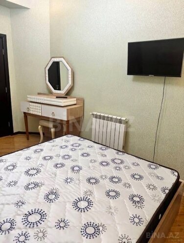 Сдаётся 2-комн. новостройка 72 м², м. Нефтчиляр, photo 8 from 12