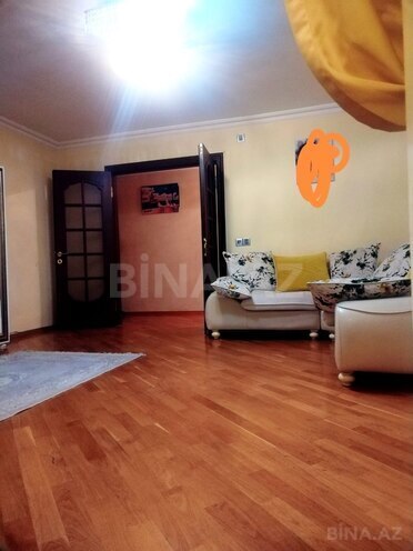 Satılır 3 otaqlı köhnə tikili 90 m², 20 Yanvar m., photo 3 from 10