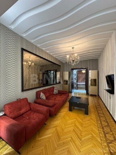 Продаётся 2-комн. вторичка 64 м², м. Элмляр Академиясы, photo 10 from 15