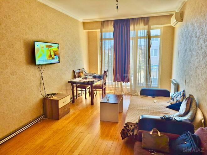 Сдаётся 3-комн. новостройка 80 м², м. 20 января, photo 1 from 8