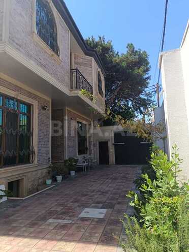 Satılır 9 otaqlı həyət evi/bağ evi 385 m², Azadlıq Prospekti m., photo 1 from 32