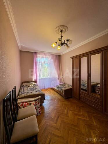Продаётся 3-комн. вторичка 80 м², м. 28 мая, photo 7 from 19