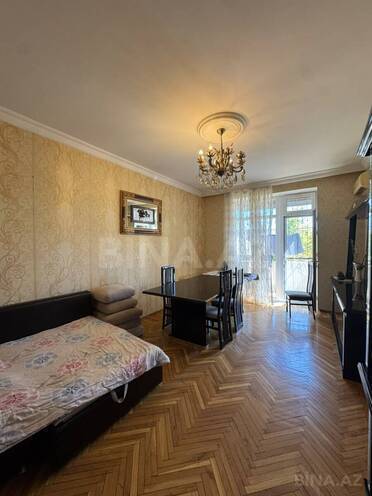 Продаётся 3-комн. вторичка 80 м², м. 28 мая, photo 1 from 19